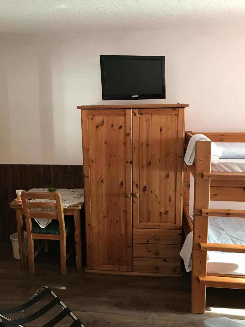 Hotel Guntia Boardinghouse Гюнцбург Екстер'єр фото