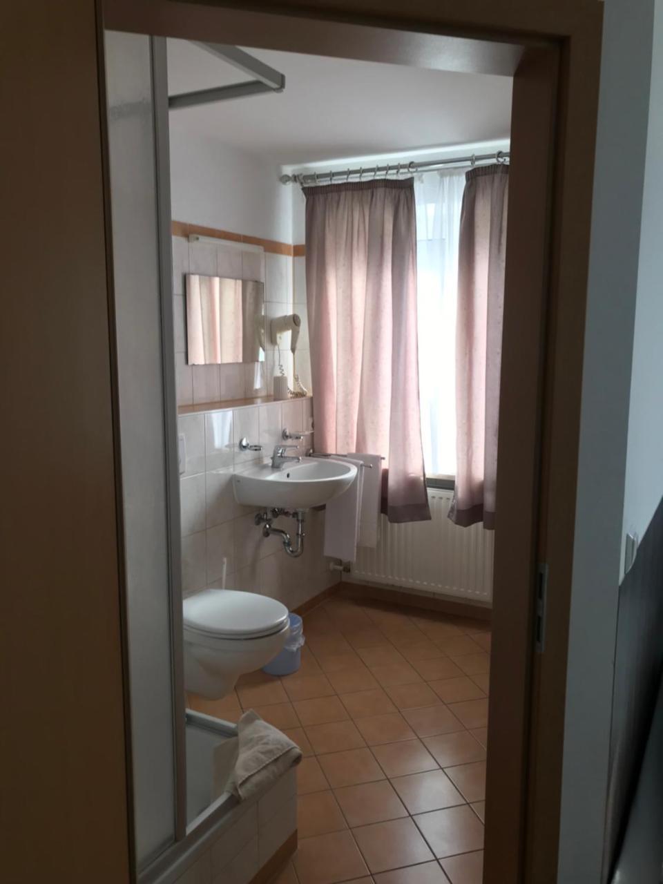 Hotel Guntia Boardinghouse Гюнцбург Екстер'єр фото