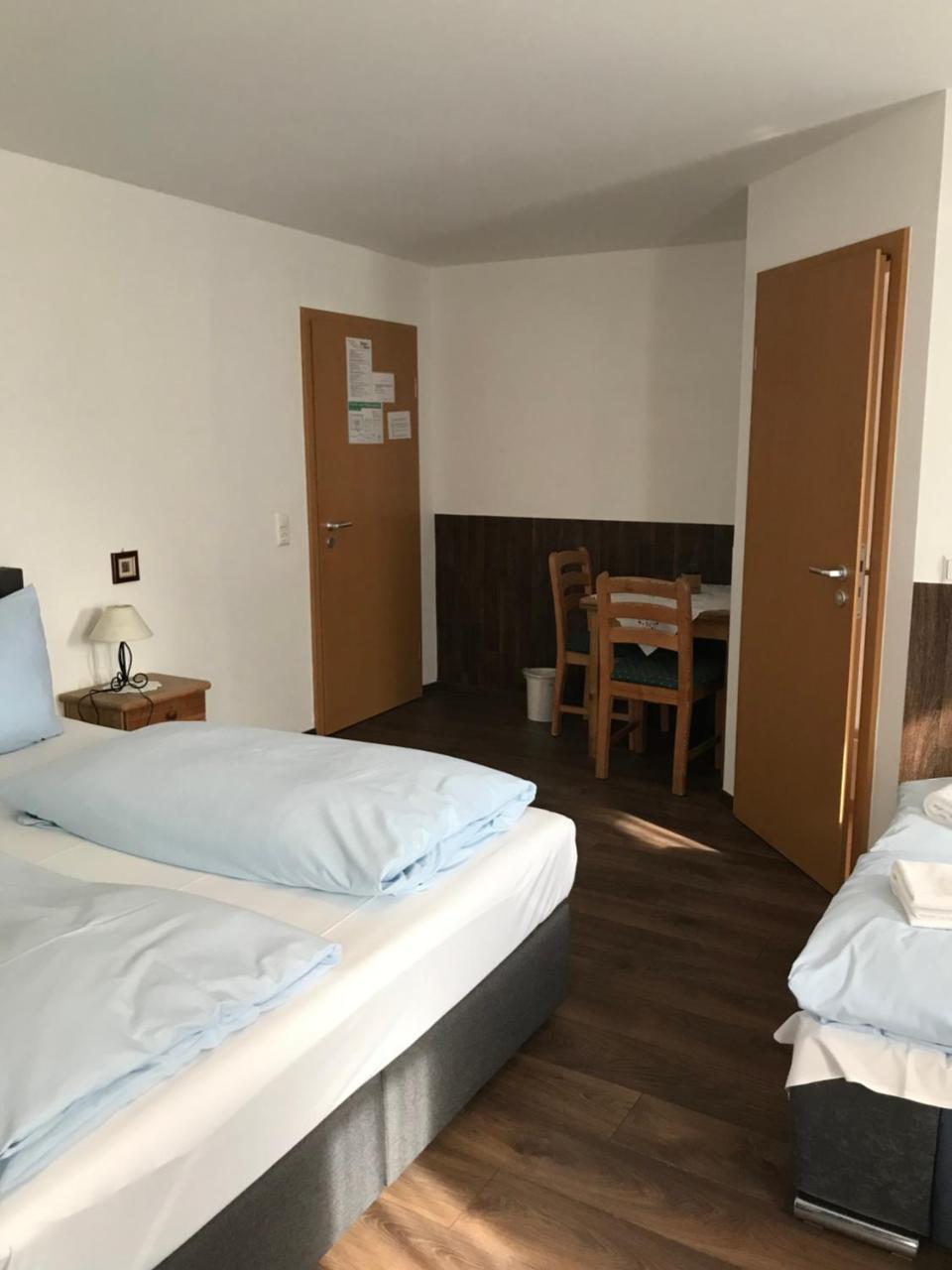 Hotel Guntia Boardinghouse Гюнцбург Екстер'єр фото