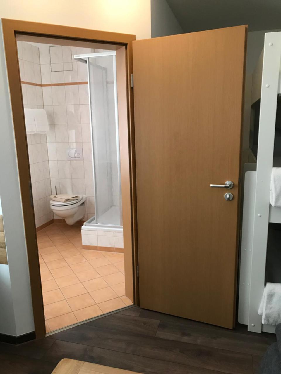 Hotel Guntia Boardinghouse Гюнцбург Екстер'єр фото