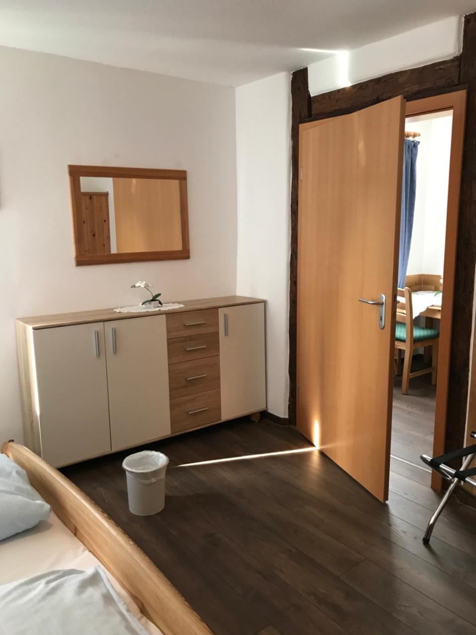 Hotel Guntia Boardinghouse Гюнцбург Екстер'єр фото