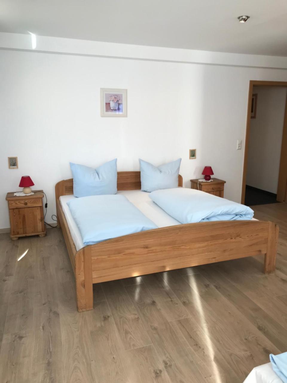 Hotel Guntia Boardinghouse Гюнцбург Екстер'єр фото