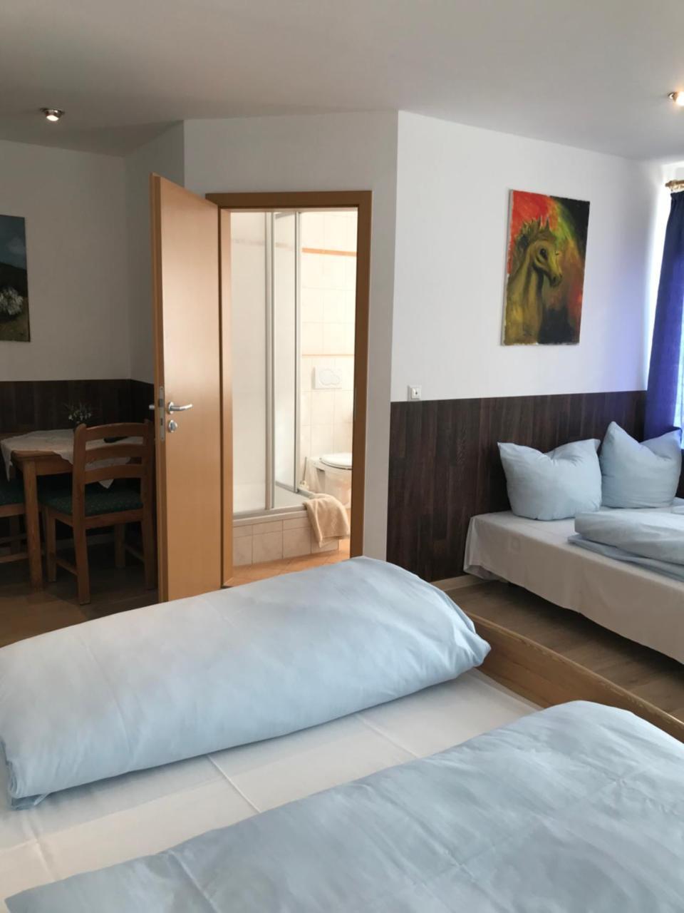 Hotel Guntia Boardinghouse Гюнцбург Екстер'єр фото